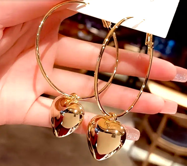 HEART TO HEART EARRINGS